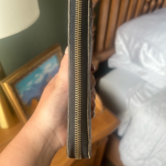 Additional details - Picture 2 of 4